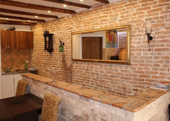 Da Angelica Old 2 로비니